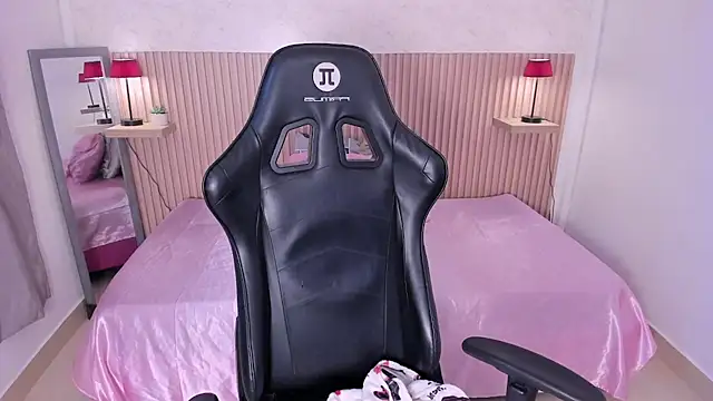 Snapshot of jasmyne_anbar chatting on February 6, 2026, 9:22 pm jasmyne anbar online show from February 6, 2026, 9:22 pm