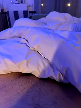 DuoMystic online show from November 24, 2025, 7:47 pm