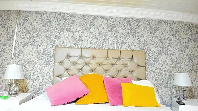 NicolaiKarav online show from November 26, 2025, 10:04 am