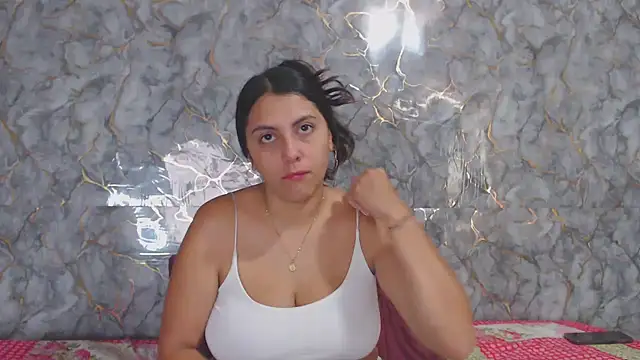 miarouse1531 online show from April 18, 2026, 5:04 pm