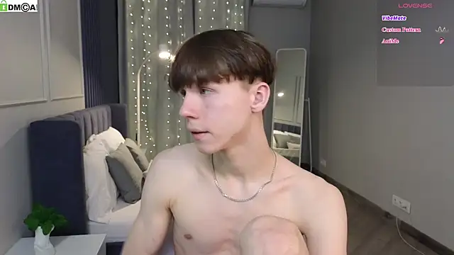 cuMte boy online show from February 13, 2026, 1:16 am