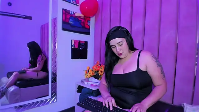 Snapshot of Alisson_sweet_ chatting on February 23, 2026, 12:39 pm Alisson sweet online show from February 23, 2026, 12:39 pm