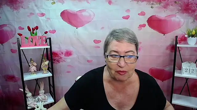 OlgaLuck online show from May 22, 2026, 5:16 am