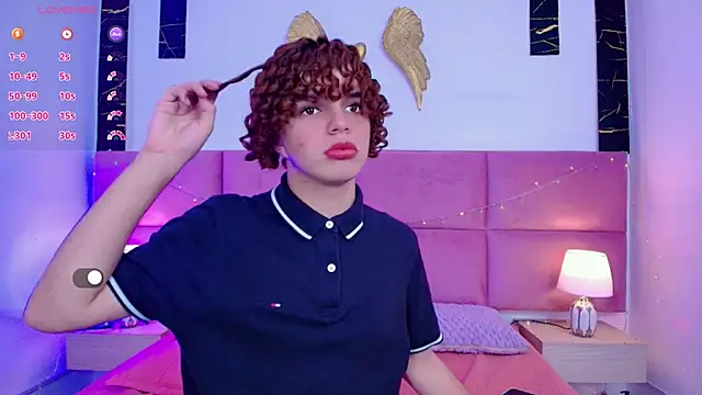 Skyee angel online show from February 9, 2026, 8:29 pm