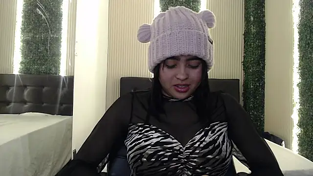 mia violet8 online show from November 27, 2025, 12:22 am