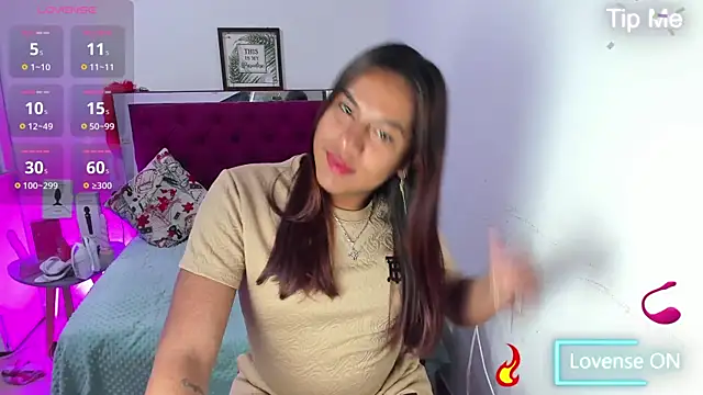 Samantha  F W online show from June 27, 2026, 10:49 pm