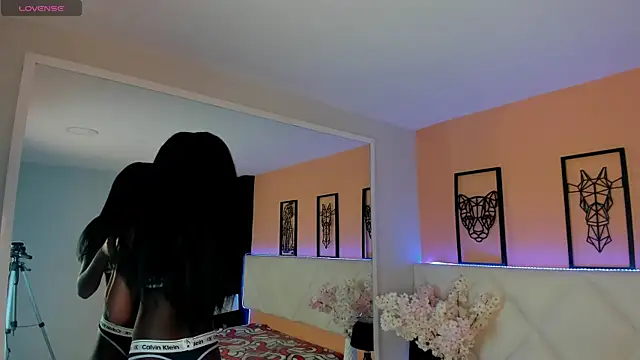 Snapshot of Charlotte_evanns_1 chatting on November 28, 2025, 12:27 pm Charlotte evanns 1 online show from November 28, 2025, 12:27 pm