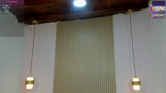 Snapshot of Izelevans chatting on February 28, 2026, 1:00 pm Izelevans online show from February 28, 2026, 1:00 pm