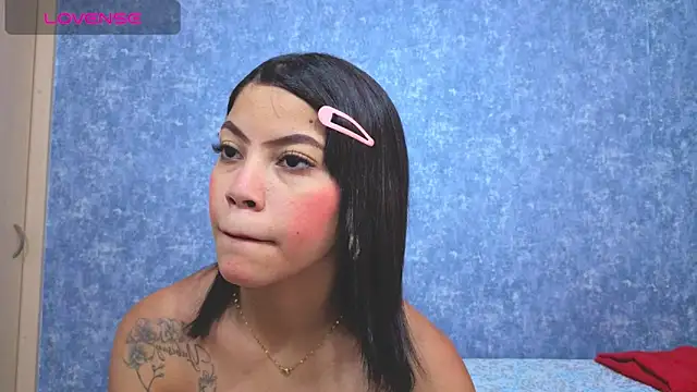 Malia fox online show from April 13, 2026, 5:06 pm