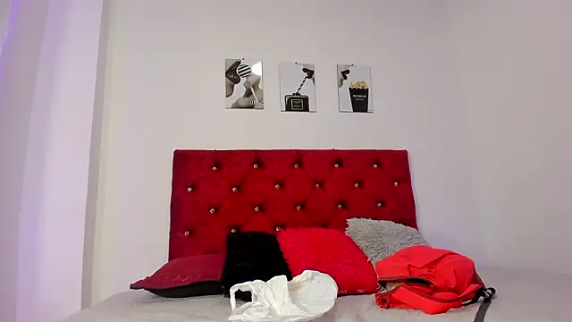 ValeryTs1 online show from February 3, 2026, 5:51 pm