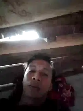 lovelycarla32 online show from November 26, 2025, 2:44 am