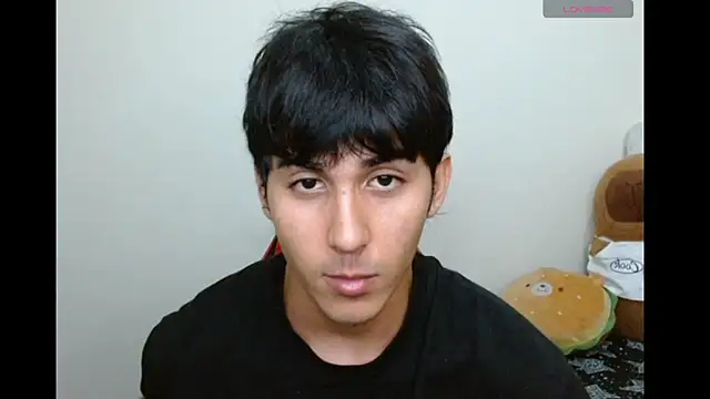 Snapshot of Neithanzynnx chatting on November 24, 2025, 7:47 pm Neithanzynnx online show from November 24, 2025, 7:47 pm