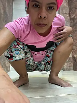 daniistar1 online show from December 21, 2025, 7:37 pm