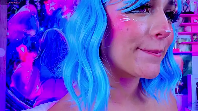 kitty niki online show from December 13, 2025, 8:26 pm