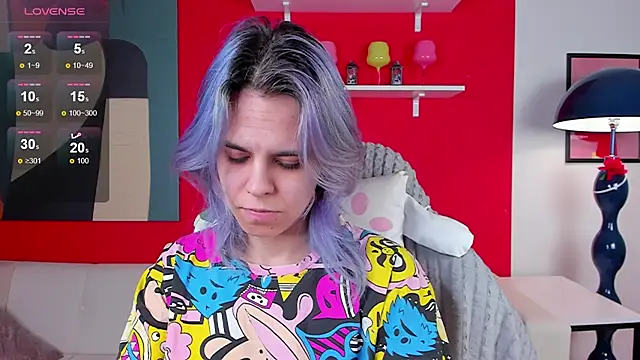 LiraBelle online show from April 3, 2026, 3:13 am