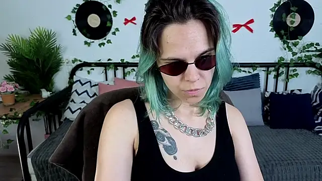 Snapshot of LiraBelle chatting on July 20, 2026, 3:25 am LiraBelle online show from July 20, 2026, 3:25 am