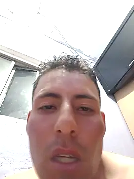 migueqisn online show from November 23, 2025, 3:38 am