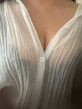 Xiaomili8 online show from April 11, 2026, 6:10 am