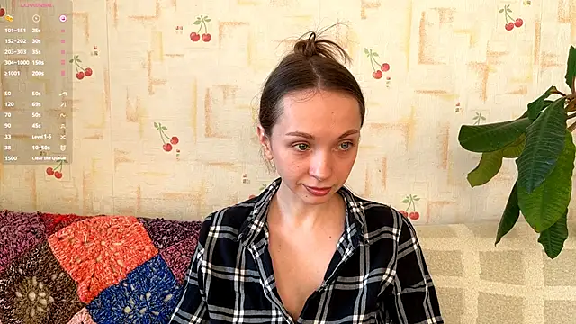 PaulaTisch online show from February 20, 2026, 2:08 pm