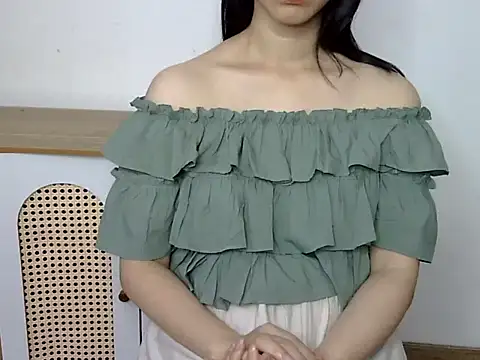 Alice-Hot88 online show from November 22, 2025, 8:57 am