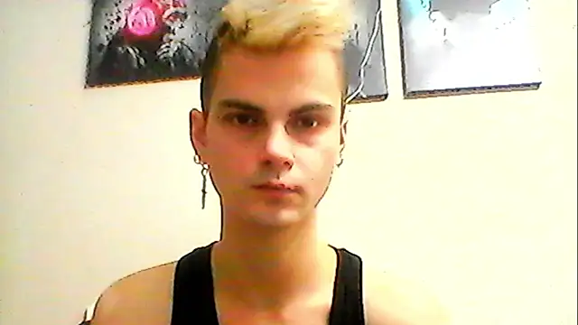 nicotinicmouse online show from November 23, 2025, 10:03 am