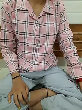 Alli8900 online show from November 24, 2025, 7:19 am