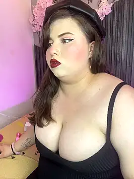 Kitty Bms  online show from January 7, 2026, 7:41 pm