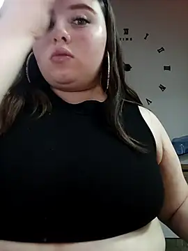 Kitty Bms  online show from November 29, 2025, 7:25 pm