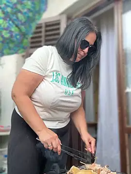 Snapshot of Mary_kansas_bbw chatting on May 31, 2026, 1:06 pm Mary kansas bbw online show from May 31, 2026, 1:06 pm