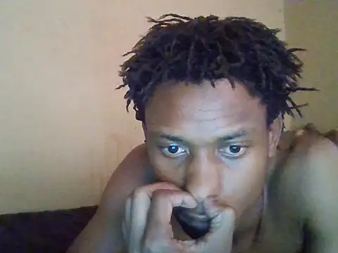 KinyD online show from November 22, 2025, 2:05 pm