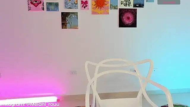 Snapshot of melrousses chatting on December 2, 2025, 2:23 am melrousses online show from December 2, 2025, 2:23 am