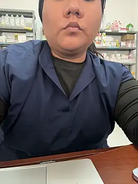 aricub online show from November 29, 2025, 3:45 pm