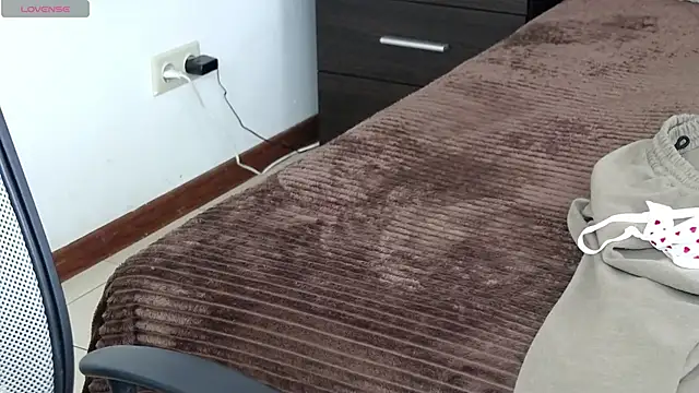 Snapshot of Brandy_Gem chatting on February 14, 2026, 7:52 am Brandy Gem online show from February 14, 2026, 7:52 am