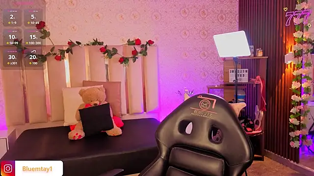 kaelwolf tay online show from March 27, 2026, 7:15 pm