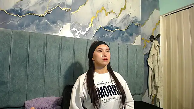 Cloe16  online show from November 25, 2025, 3:18 am