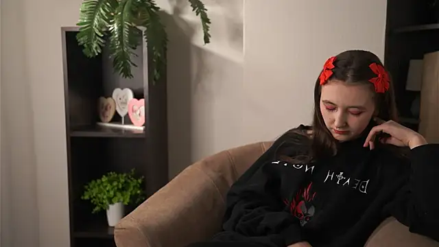 Snapshot of JayeCamelin chatting on November 26, 2025, 3:12 pm JayeCamelin online show from November 26, 2025, 3:12 pm