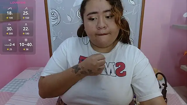 Snapshot of Danna_Keys chatting on November 26, 2025, 6:41 pm Danna Keys online show from November 26, 2025, 6:41 pm