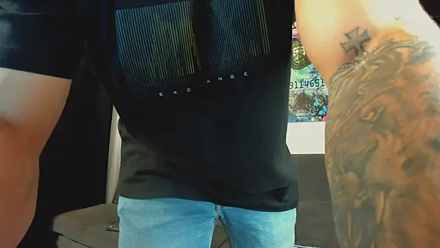 owen seth1 online show from December 13, 2025, 11:33 pm