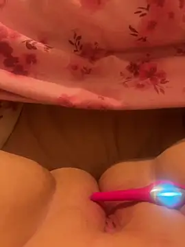 sluttybabex online show from December 19, 2025, 10:23 pm