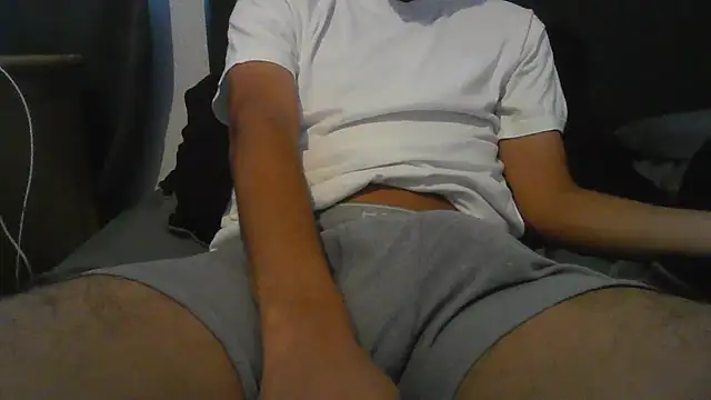 latinman7944 online show from July 22, 2026, 8:55 pm