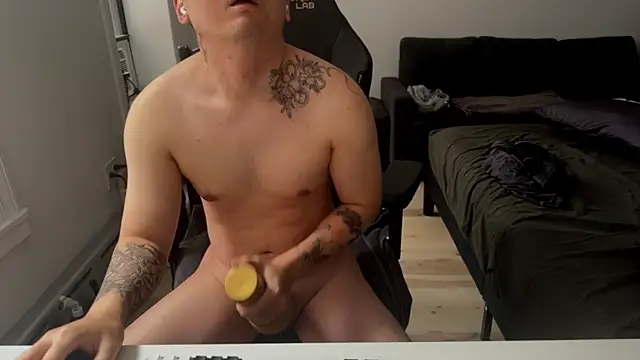 kyysaua online show from December 15, 2025, 6:03 pm