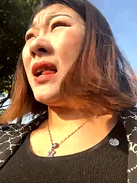 Snapshot of firemm-h chatting on November 26, 2025, 8:03 am firemm-h online show from November 26, 2025, 8:03 am