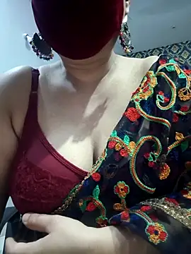 Here maya online show from March 12, 2026, 6:01 pm