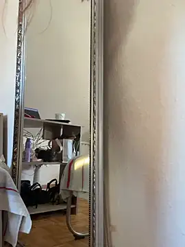 Snapshot of Fiebie_licios chatting on January 19, 2026, 9:24 am Fiebie licios online show from January 19, 2026, 9:24 am