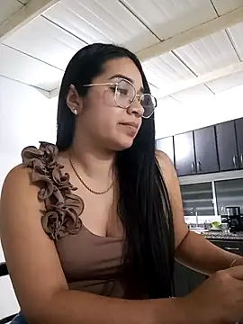  Samantha xxxx online show from December 4, 2025, 1:15 am