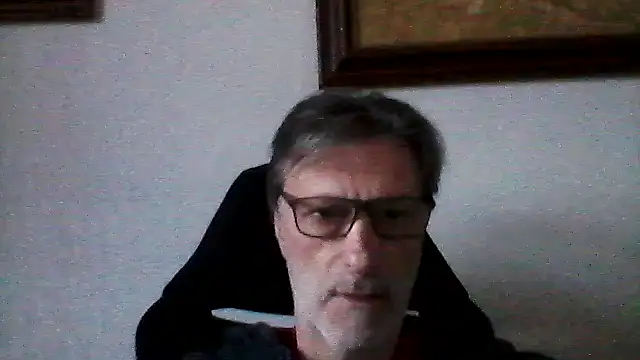 Snapshot of jean074213 chatting on January 9, 2026, 8:21 am jean074213 online show from January 9, 2026, 8:21 am