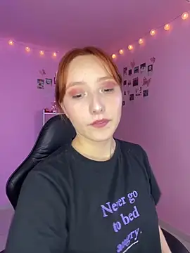 Davne  online show from February 12, 2026, 11:15 pm