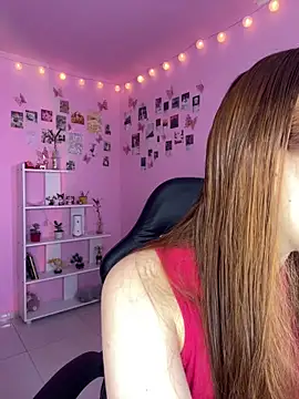 Davne  online show from February 22, 2026, 10:00 pm