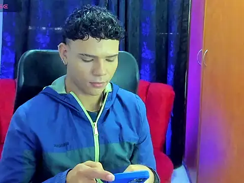 secret justin7 online show from November 27, 2025, 11:54 am