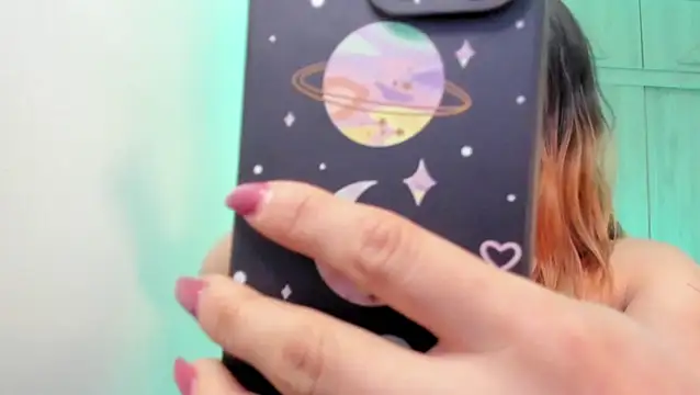 MaddieHunter online show from April 13, 2026, 3:16 pm